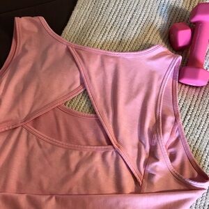 Old Navy Women Athletic Top Size 2X